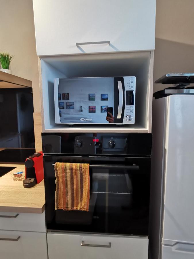 Le Duplex - Hyper Centre - Gare - Wifi - Netflix - Disney + Annecy Exterior foto