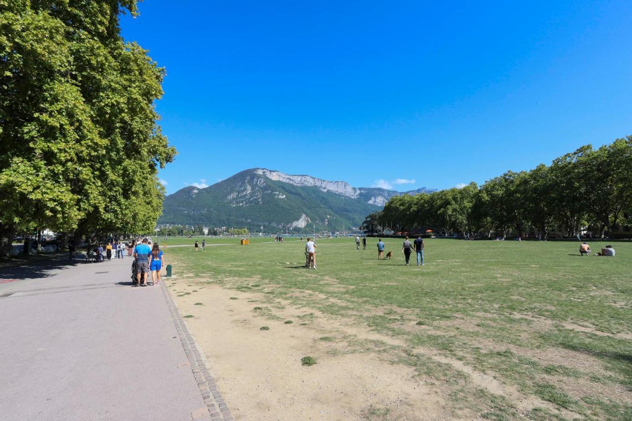 Le Duplex - Hyper Centre - Gare - Wifi - Netflix - Disney + Annecy Exterior foto